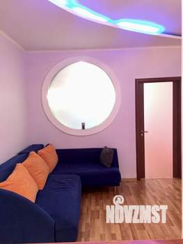 2-к квартира, вторичка, 63м2, 11/18 этаж